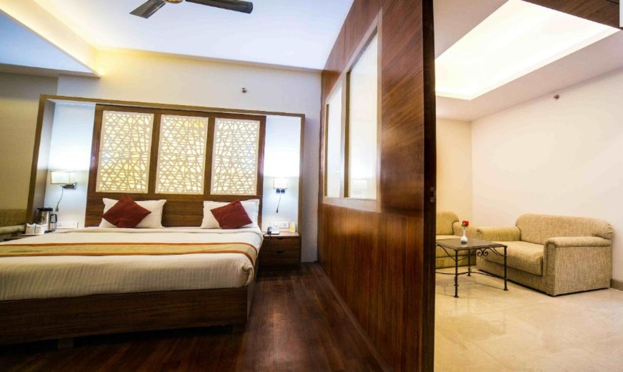 Hotel Apex International Джодпур Екстериор снимка