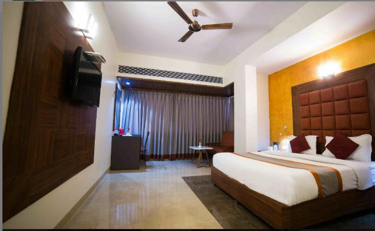 Hotel Apex International Джодпур Екстериор снимка