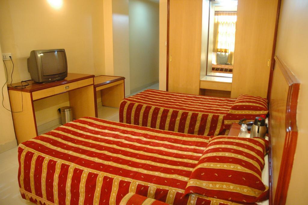 Hotel Apex International Джодпур Стая снимка