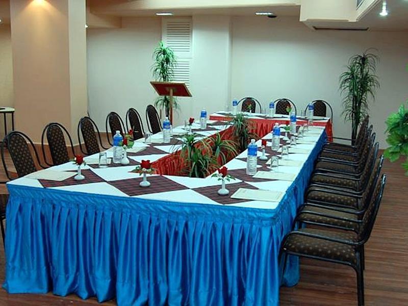 Hotel Apex International Джодпур Екстериор снимка